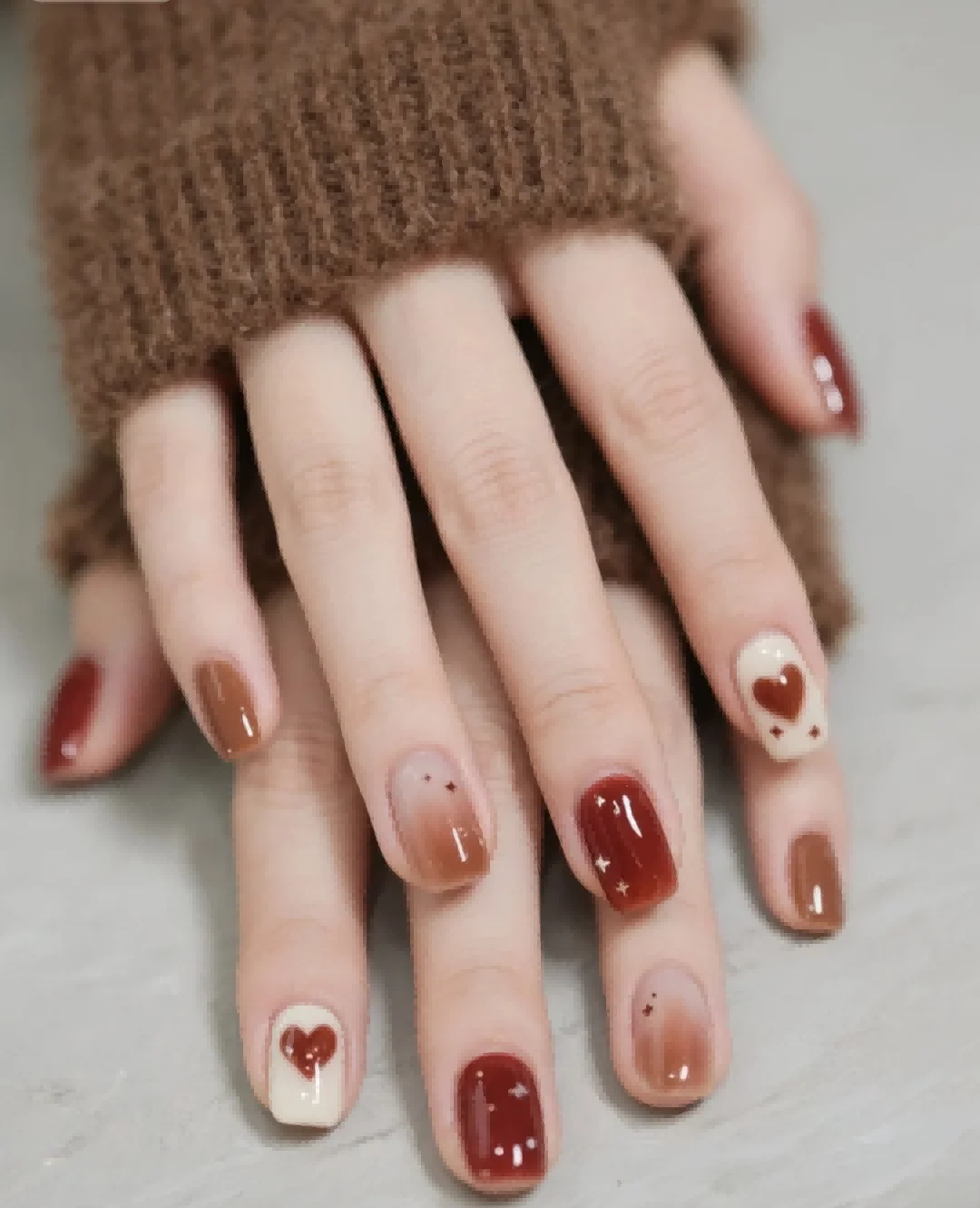 acrylic nails (crystal nails)