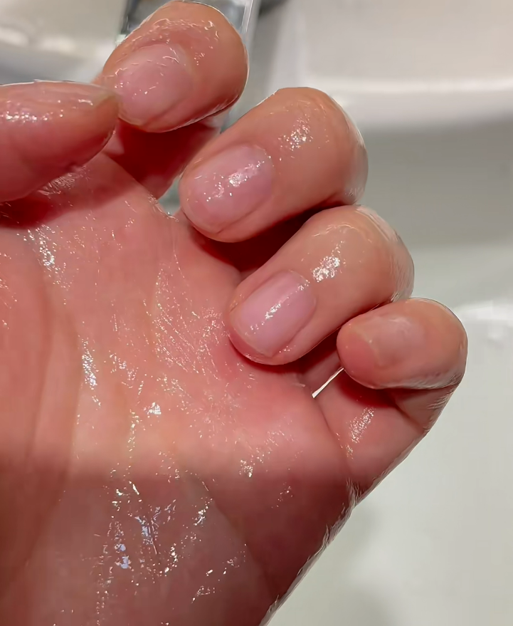 remove gel nail polish