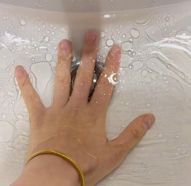 soaking fingers